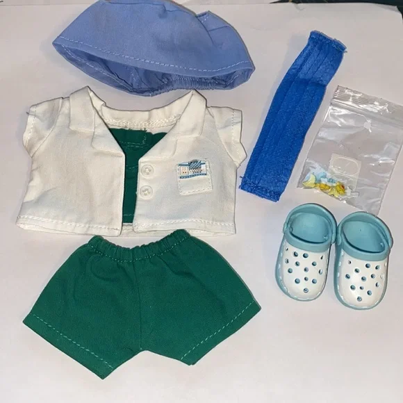 Labubu Doctor Outfit Labubu Scrubs with Crocs - Picture 14 of 15